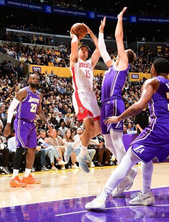 从0-3到2-3
湖人想让火箭破纪录？
NBA季后赛首轮G5，火箭客场99-93