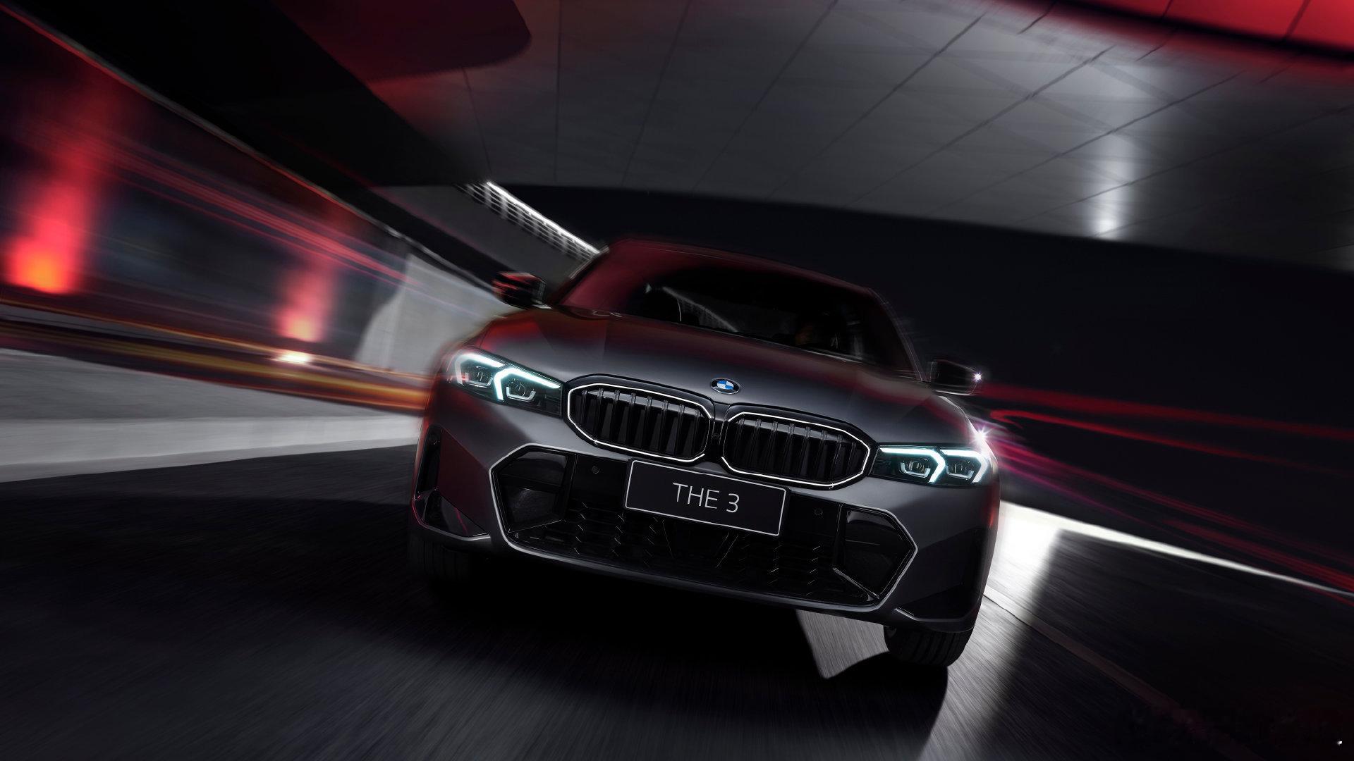 上海车展要发新BMW3系50周年限量版 ，这款银灰色挺有质感的，我表弟刚提的黑色