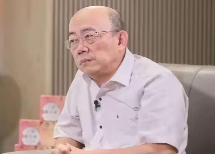 台湾郭正亮最近网劝郑丽文不要急着去大陆，要等到2026年中美关于台湾问题基调出来