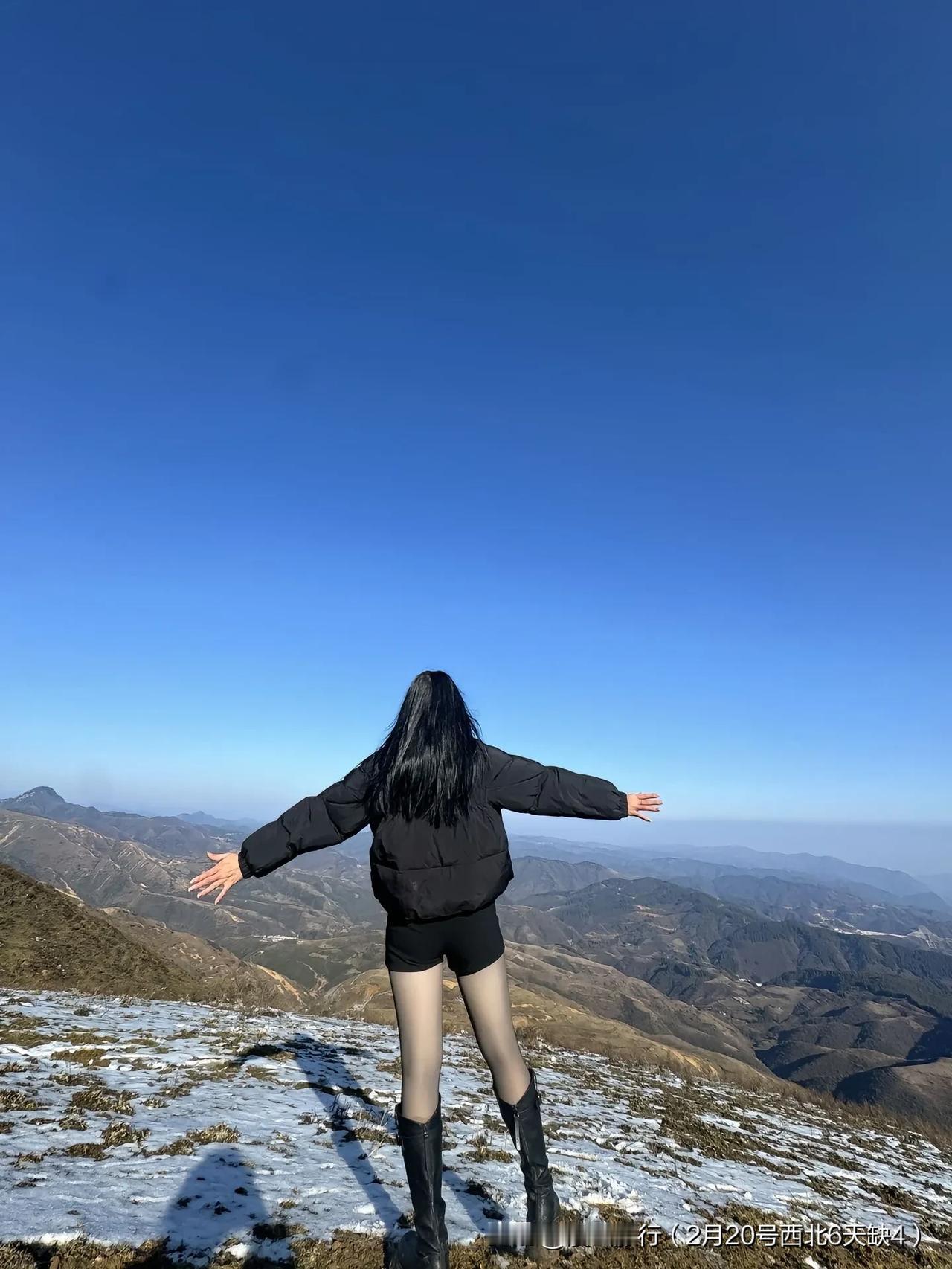 人山海海，山山而川。