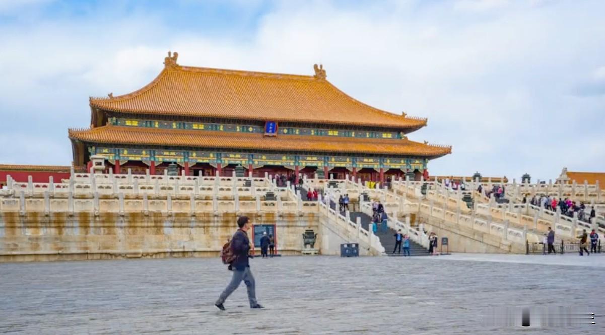 2025年10月20日至23日，党的二十届四中全会在北京举行，审议通过了《中共中