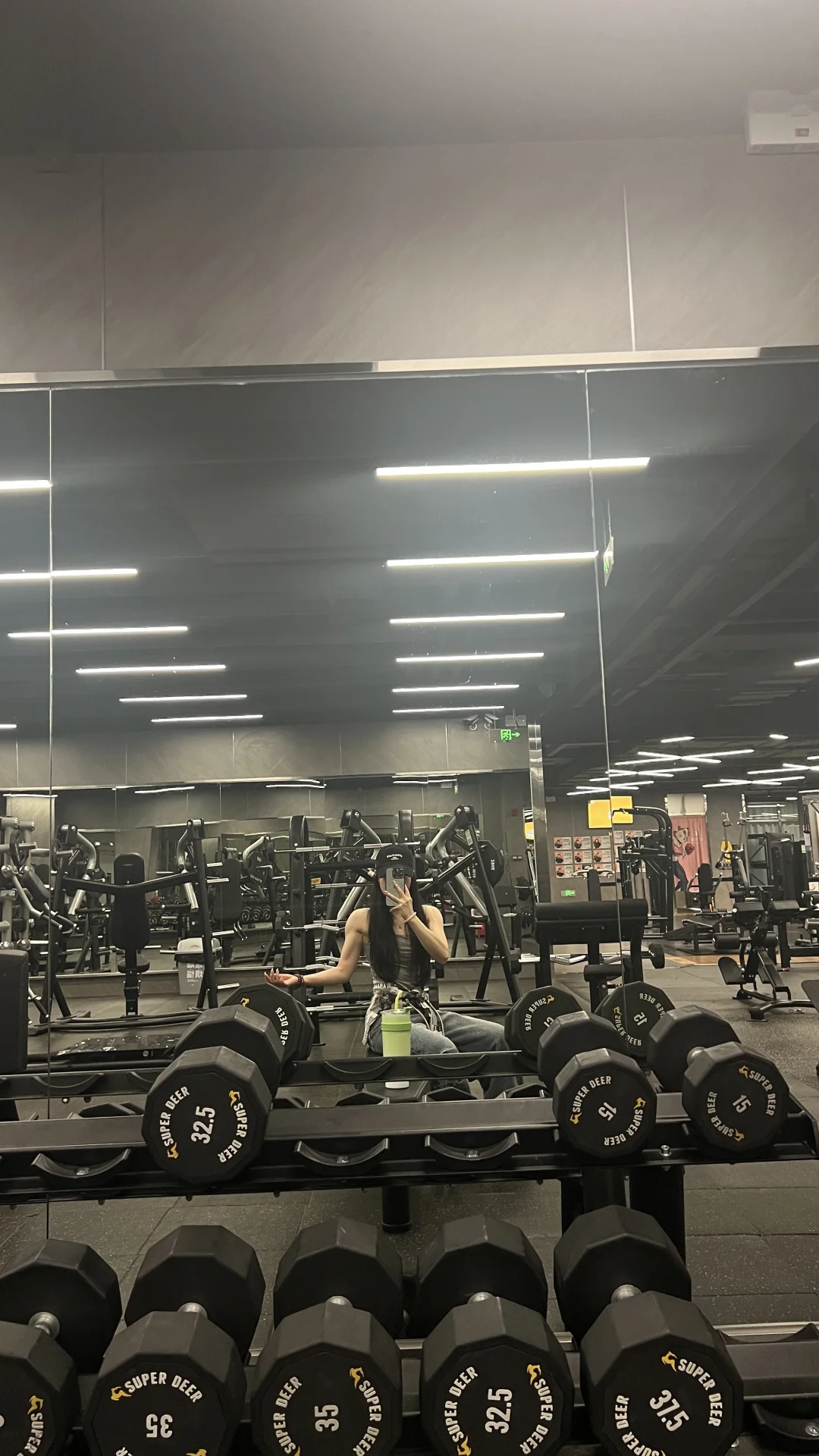 161/49kg 毫无训练痕迹的健身人