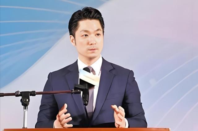 蒋万安被“逼”得亮出了底牌！很多人以为，郑丽文祭拜吴石将军，只是一次寻常的“历史