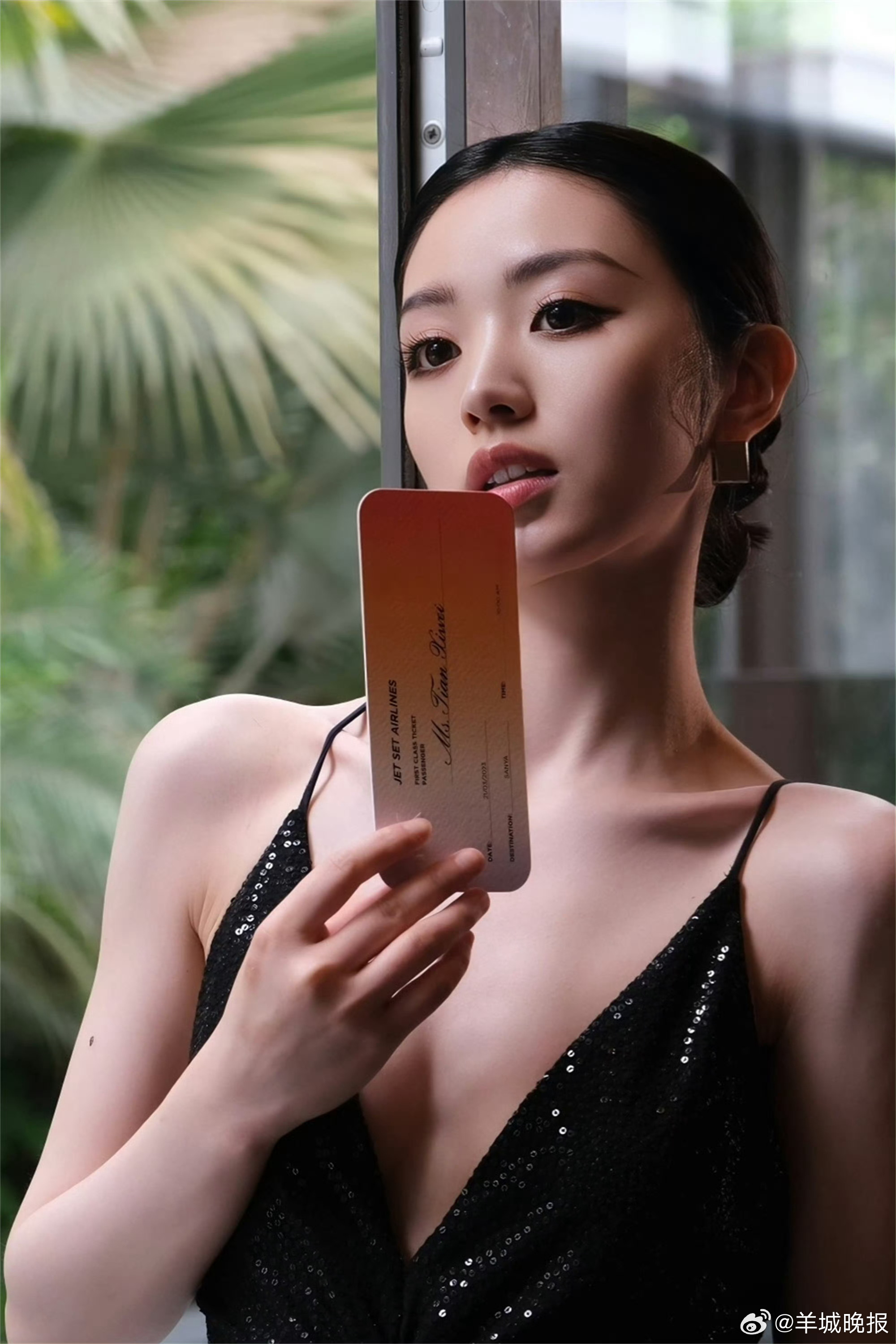 【#内娱明星时尚大片氛围感#】好的时尚大片，总是充满创造力、艺术性和视觉冲击力。