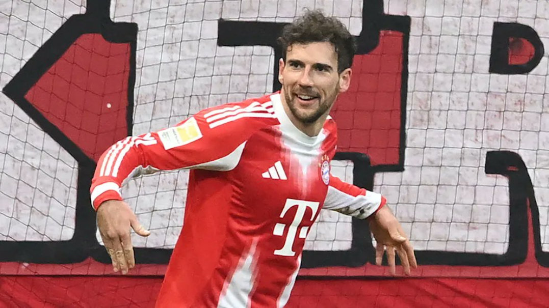 格雷茨卡谈到他的庆祝动作：“赛前我和斯坦尼谈过这件事，我们经常一起打高尔夫，这就