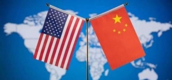 美国彭博社曾经警告，美中若因台湾爆发冲突，仅开战第1年，就将使全球经济损失约10