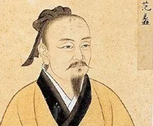 春秋末期，奴仆捂着嘴跑到夫差的病床前，一边干呕，一边汇报：“大王，勾践他居然……