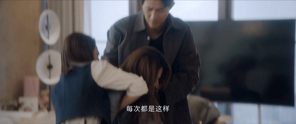 无可替代孕妇被丈夫推倒后流产 最寒心的不是流产本身，是她倒下时丈夫眼里的漠然，比
