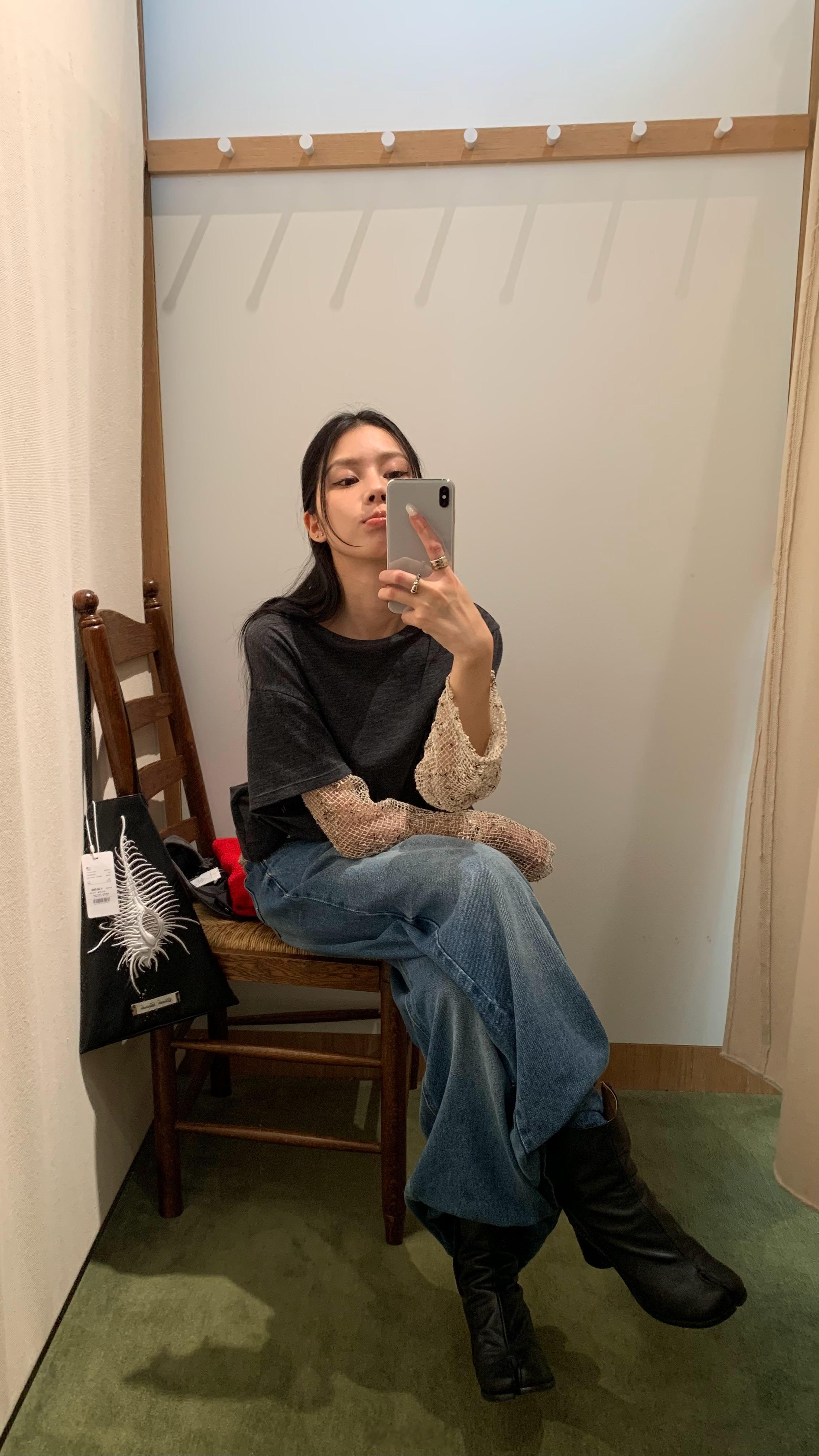 兄弟纸妹们早上好，美好的一天又开始了[蜘蛛侠]8天长假已过半 ​​​