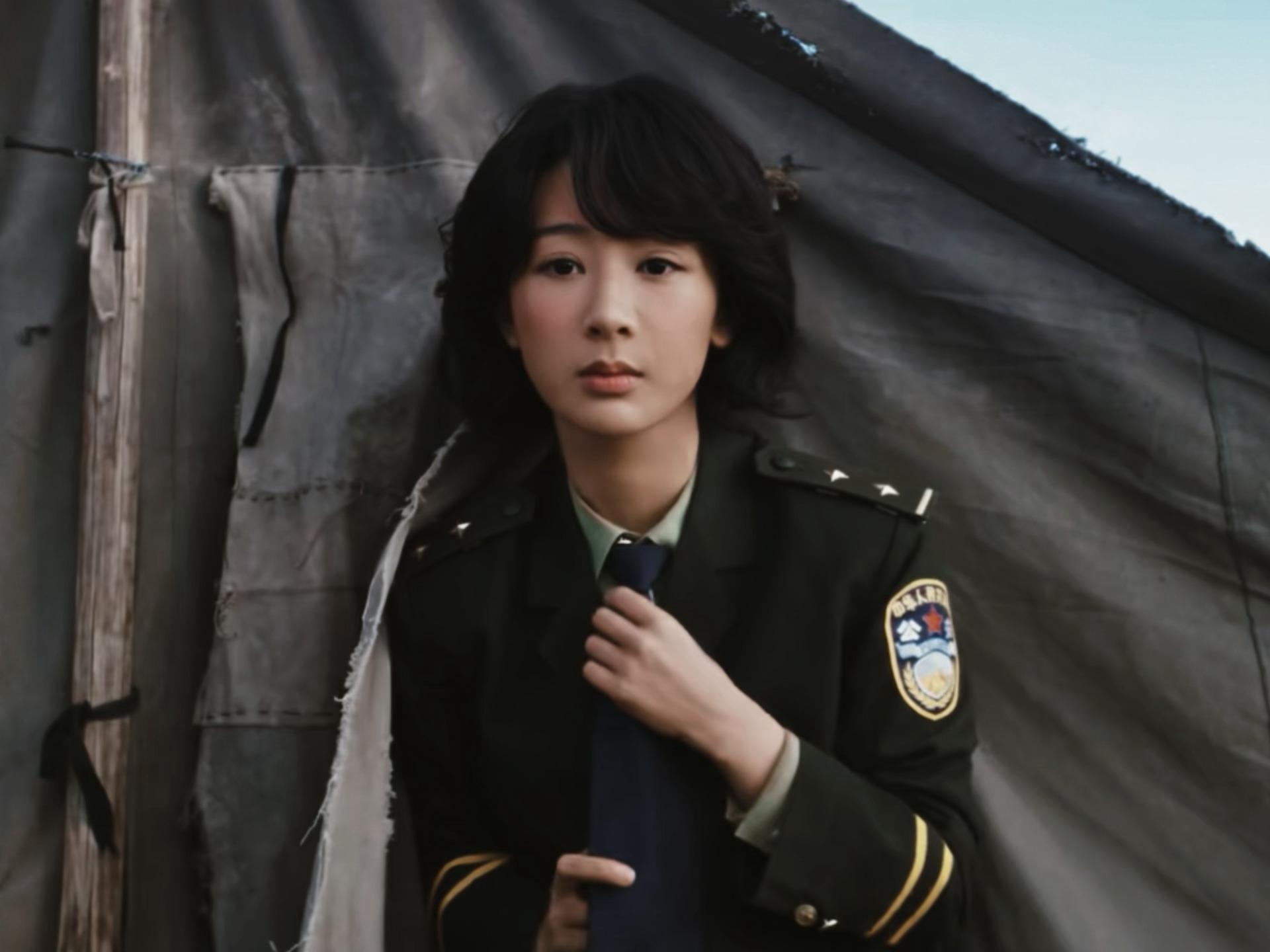 糟糕…白菊整理领带这一下又给我苏到了…… 