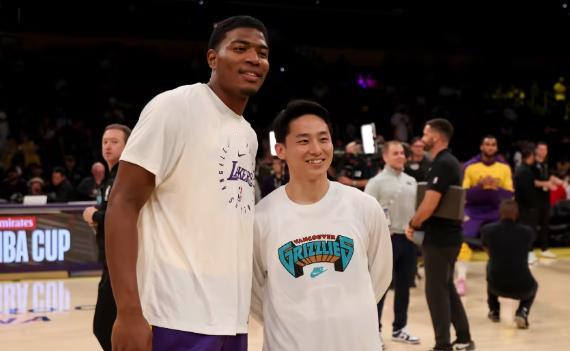 中国男篮绝境逢敌！日本急召NBA双枪，八村塁河村勇辉回归直指世预赛 
中国男篮刚