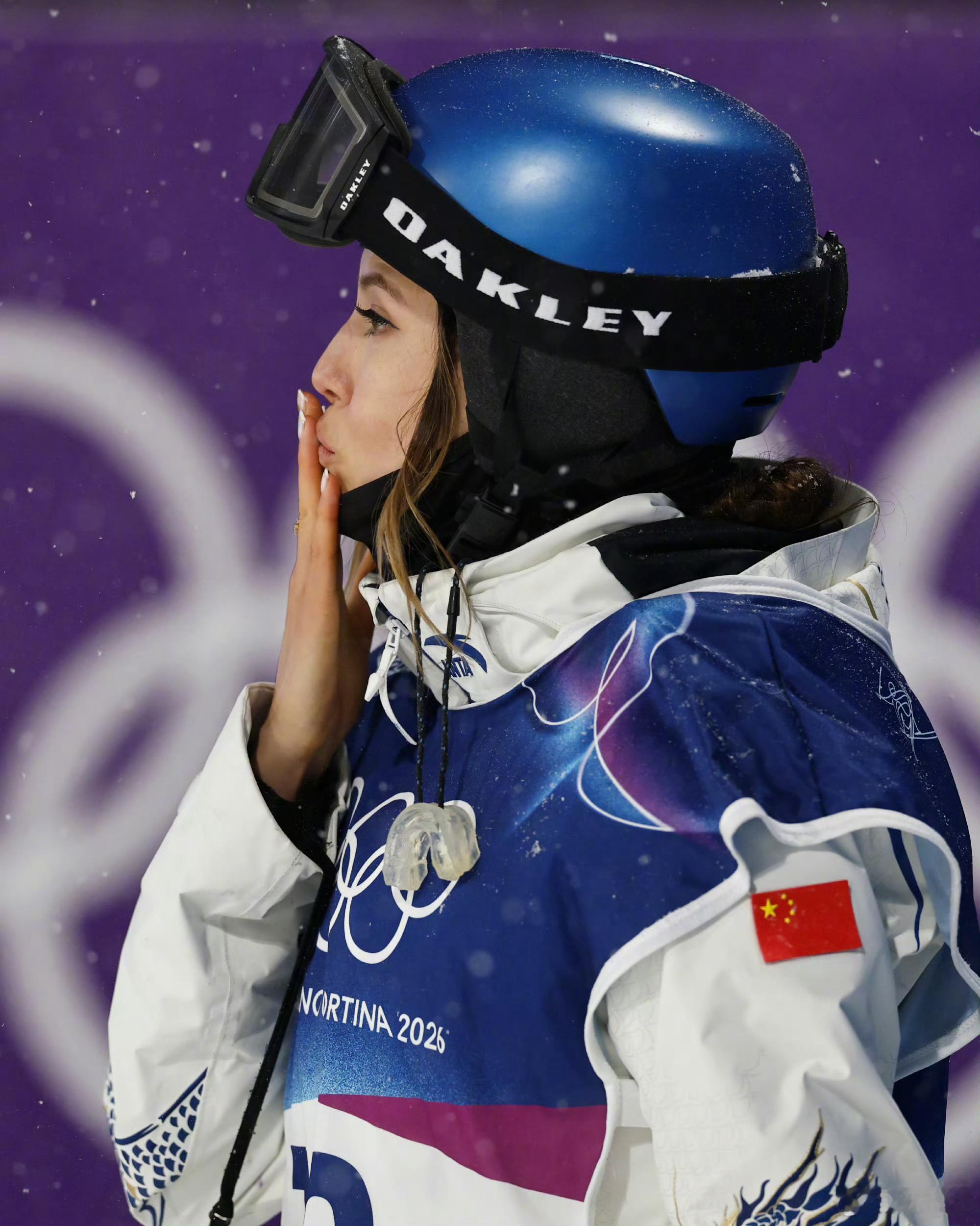 从失误到登顶，谷爱凌U池金牌背后是100%的坚持。六枚奖牌见证王者之路！ 