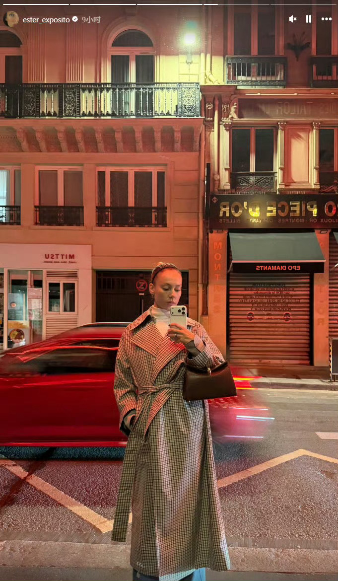 皇马球星姆巴佩再曝新恋情，法国八卦账号AQABABE称其正与西班牙女星艾斯特-爱