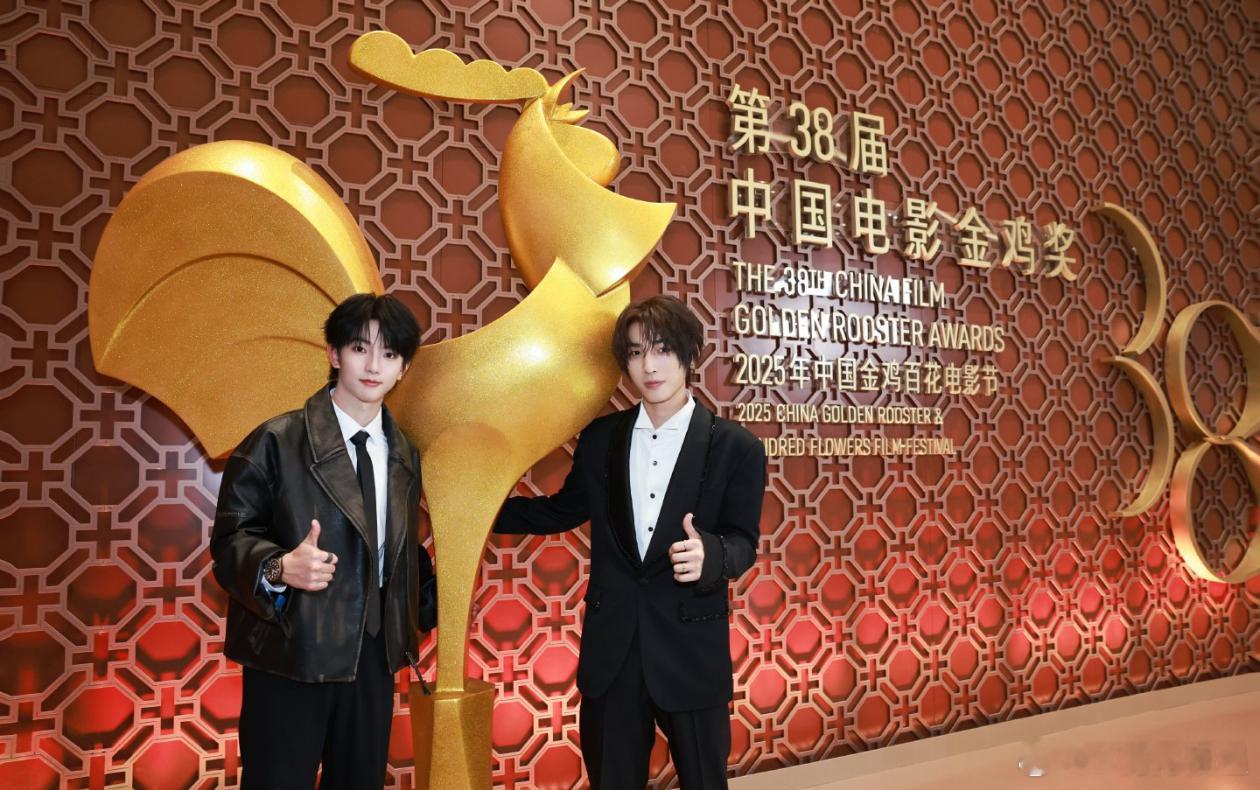 lqn楠楠和小穆的合影 