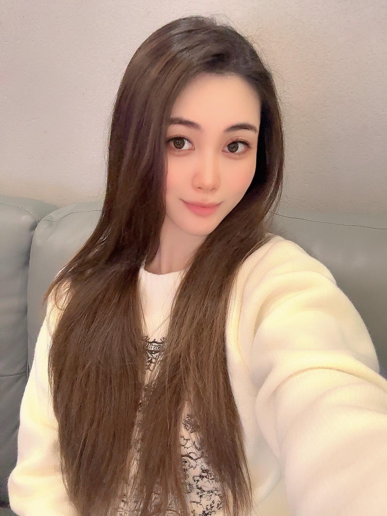 当大人太没有意思了 我喜欢当小孩 而且我不喜欢深沉