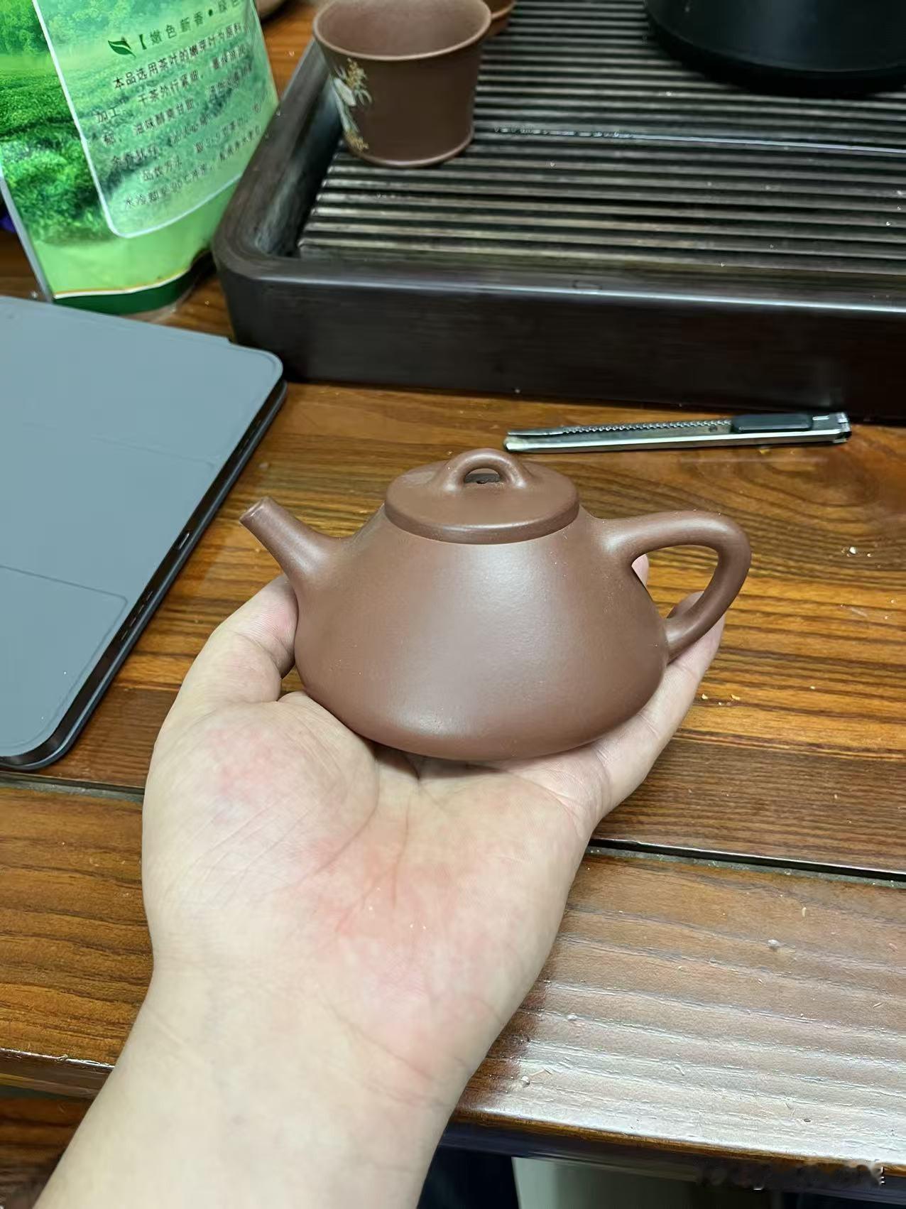 烧了十遍的紫砂壶，你还敢要吗？
很多壶友都听过一个说法：一把紫砂壶，烧的遍数越多
