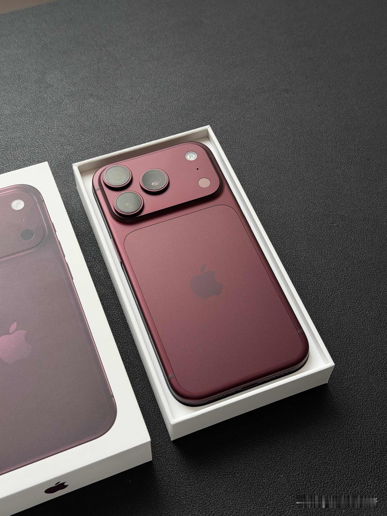 18吗

我的答案：大概率不会，至少这一代不会。

不是因为iPhone 18变