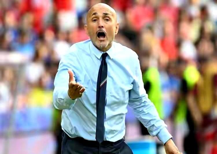 尤文悄悄爬到了第二。
国米还在高调谈领跑。
但真正的危险，是第三名那个一直不出声