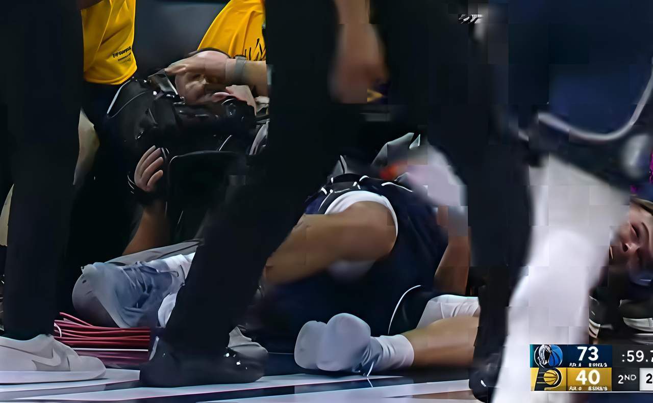 NBA[超话] 内史密斯这下不地道啊！​弗拉格打球一向干净，和内史密斯也没啥恩怨