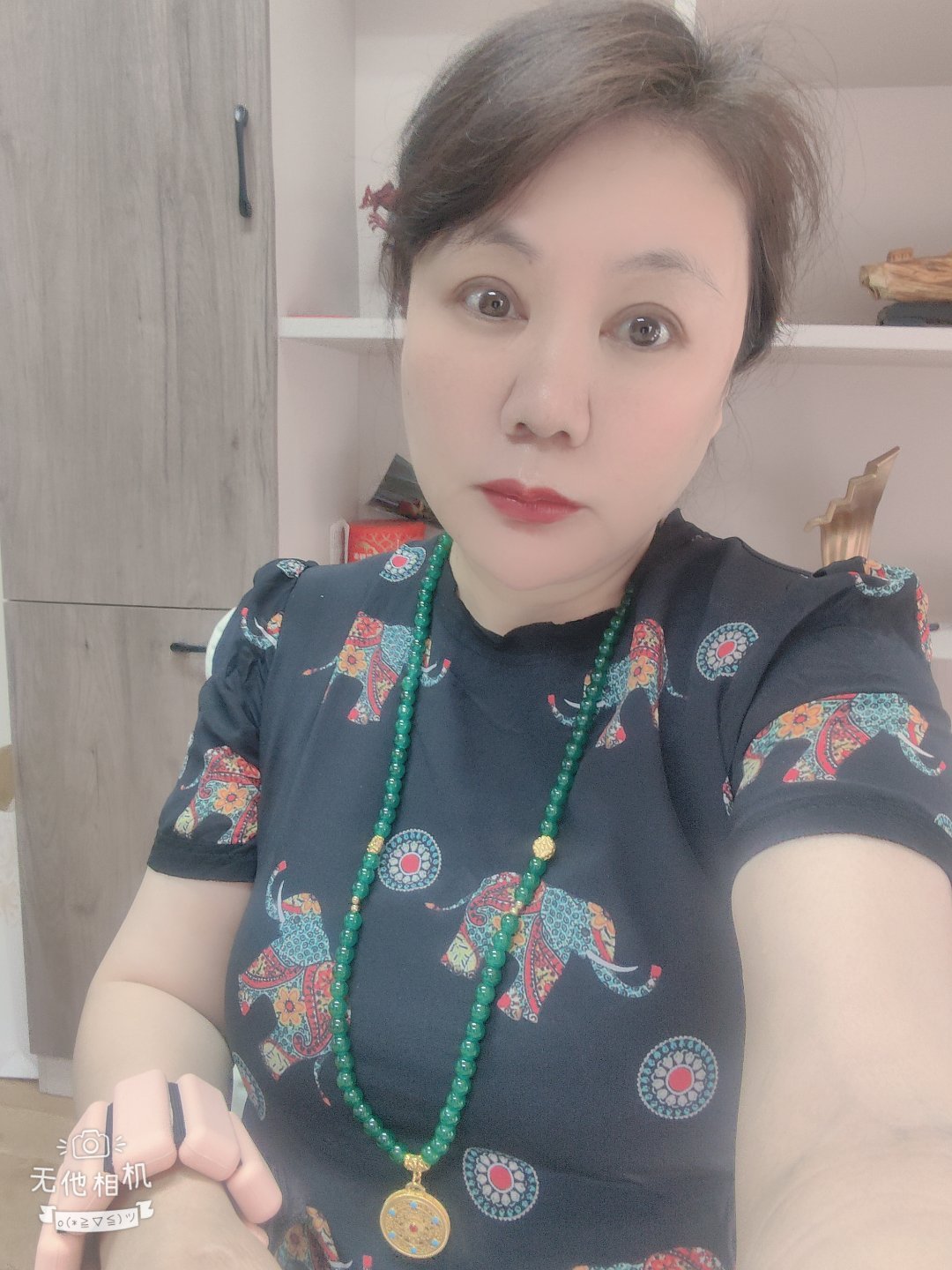 还不算太变形，六年前的裙子还能穿，然后开始戴负重手环了，希望有效果 