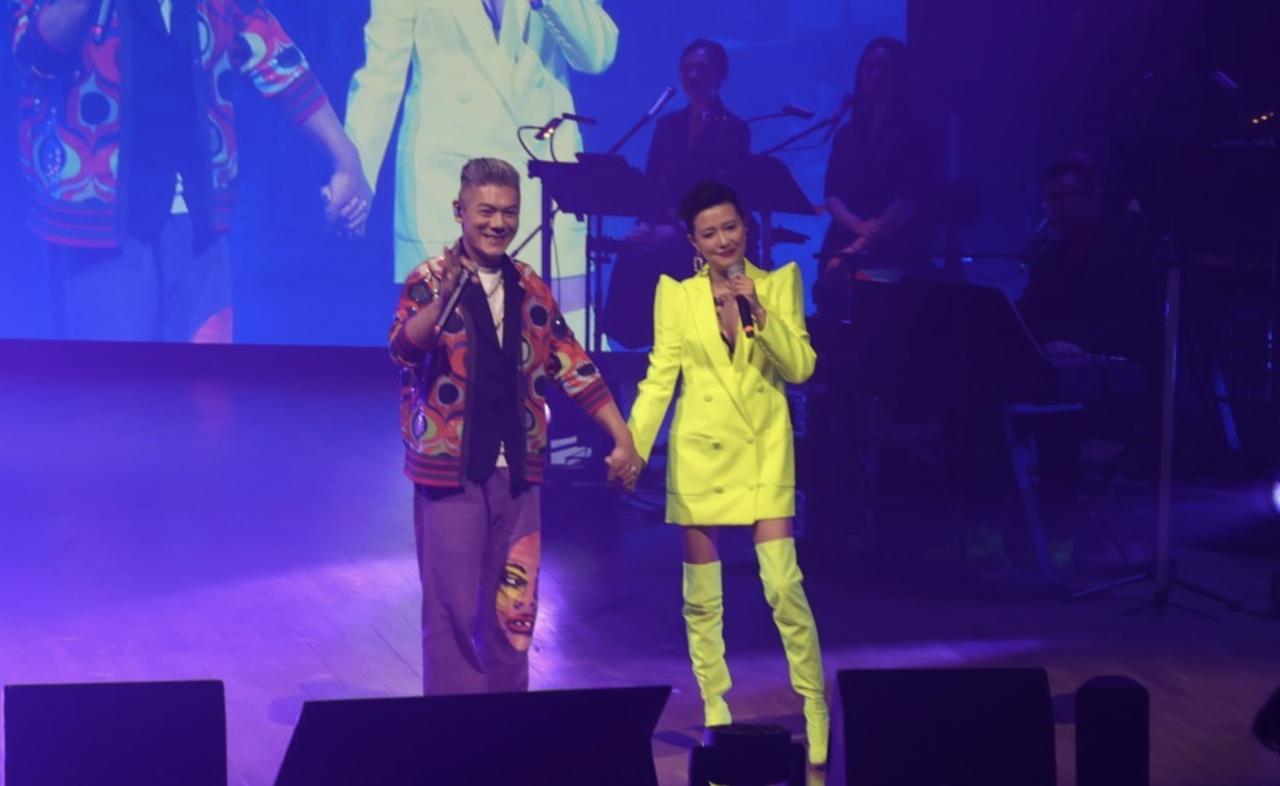 53岁TVB绿叶自曝患肠癌，想保留肛门暂缓手术，妻子每日以泪洗面
香港艺人彭皓锋