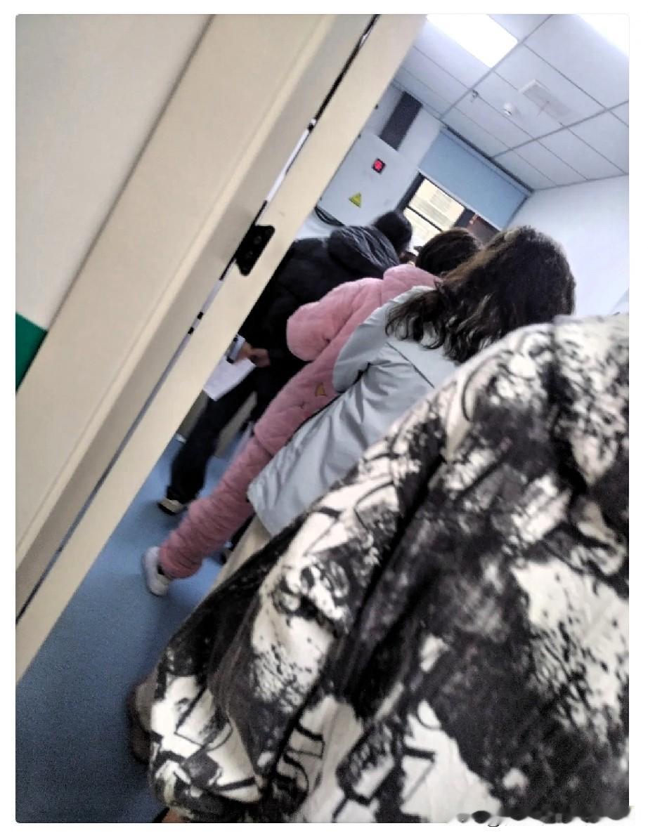 发现没有，现在社区组织的每年一次对65岁以上老人的免费体检，参与人数越来越少。这