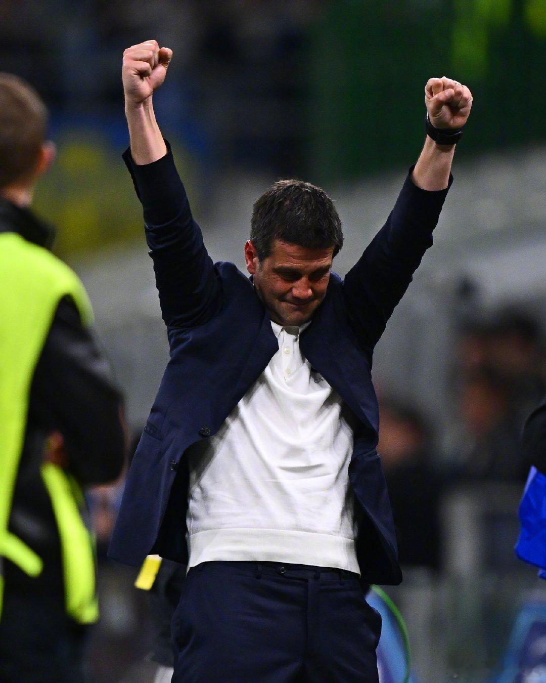 【冠军不远了】国际米兰3比0卡利亚里，国米提前5轮锁定意甲前4，获得下赛季欧冠正