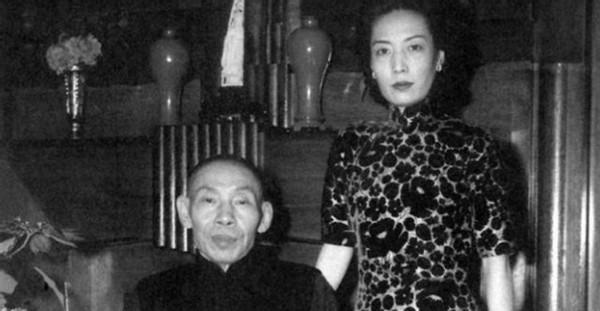 杜月笙之子杜维善旅居加拿大，回国捐赠380枚古币，总价值高达18亿元人民币！
1