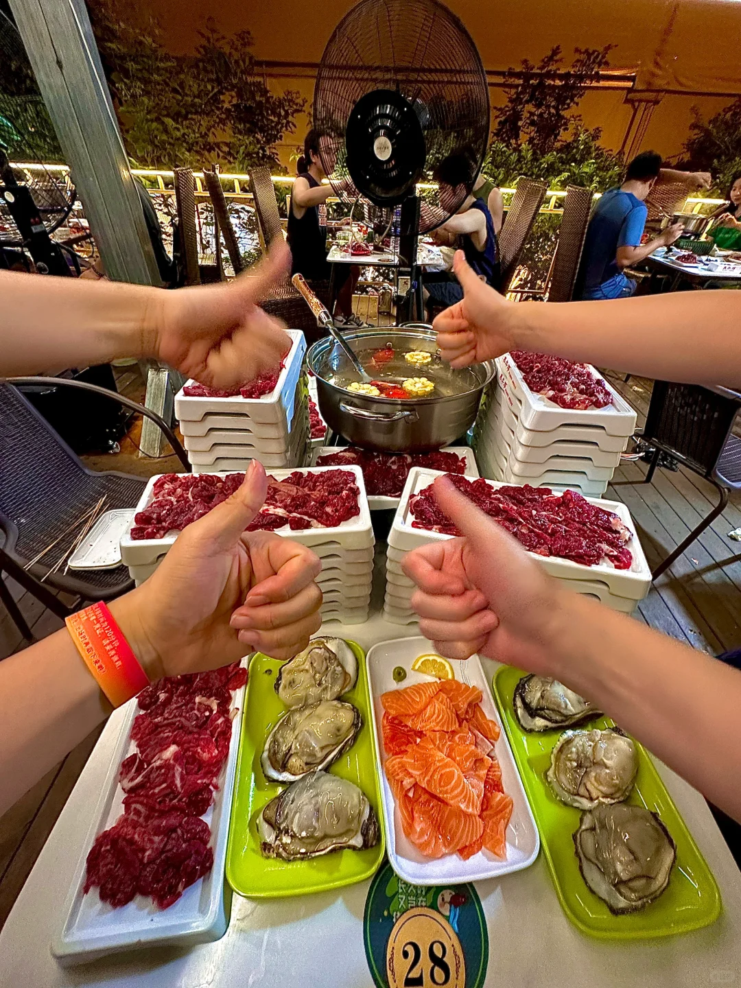 赶紧去给这位大方慷慨的老板上一课啦！！！