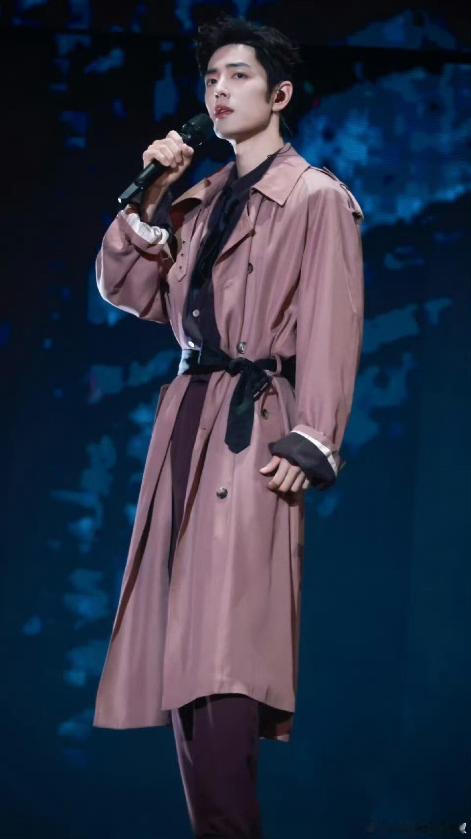 肖战或将录制2026网络视听盛典网传肖战录制2026网络视听盛典 网传肖战录制2