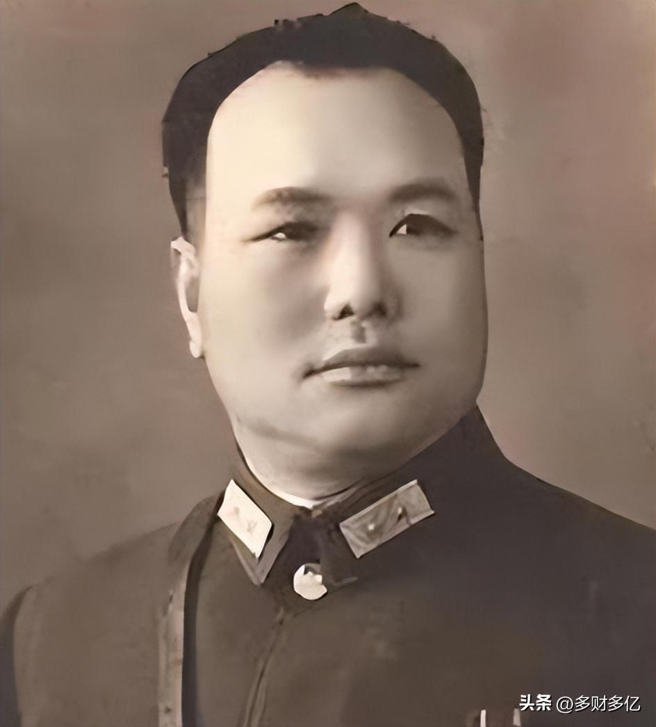 黄埔四期第一人！塔山一战，阙汉骞为何把一手好牌打烂？
 
他曾是黄埔四期当之无愧