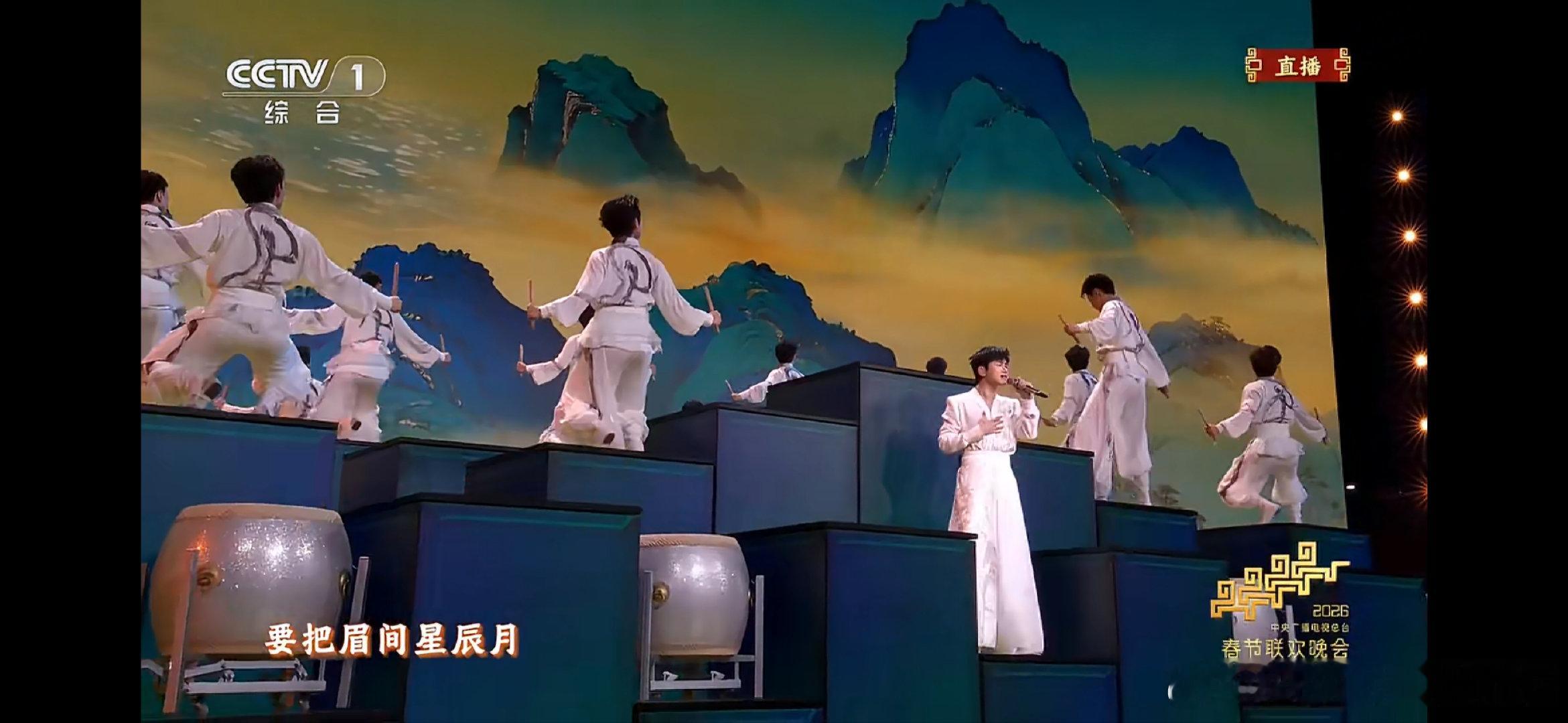 张杰人民日报新媒体新春贺岁主题曲策马听张杰《策马》，赴崭新征程。愿你我红红火火，