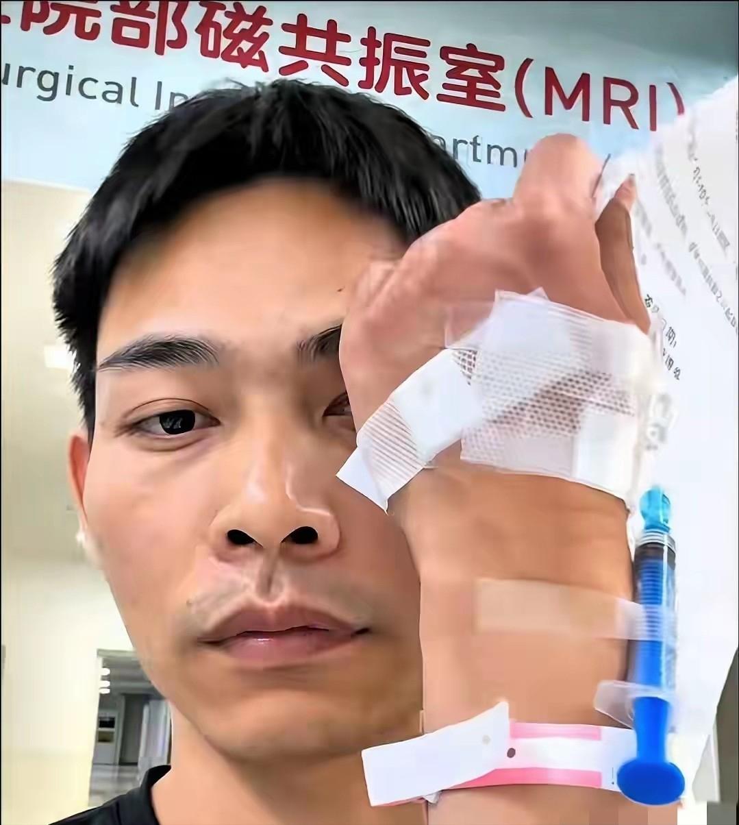 佛山潘先生得了晚期肝癌，化疗刚结束，进一家肠粉店里面就闻到了一种怪味。推开门之后