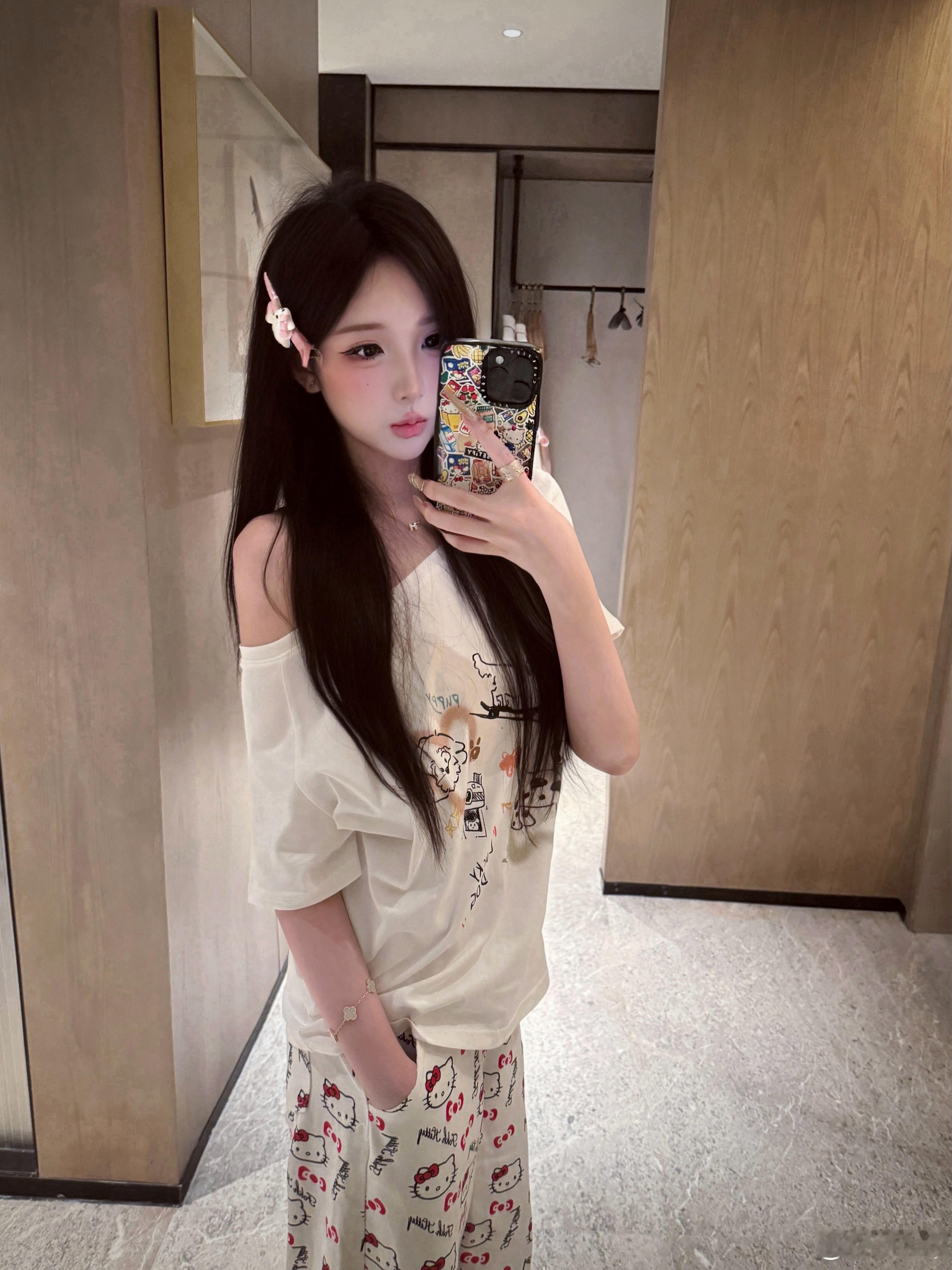 热死了热死了  ​​​