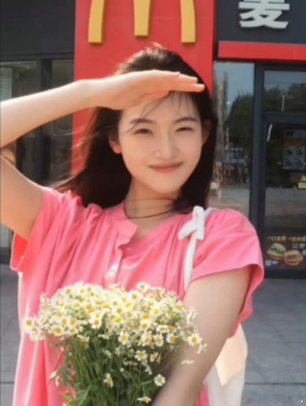 甘瑞琦[超话]   grq甘瑞琦故卿归 grq甘瑞琦浅浅 你是我藏在心底最盛大的