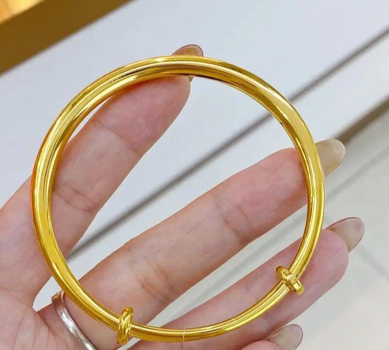 婆婆生日老公送金镯子，我生日老公送我这个我89年三婚带娃，老公95年滴滴司机，虽