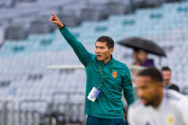 邵佳一：对阵喀麦隆队比赛更有挑战性
北京时间3月31日下午，中国男足将于澳大利亚