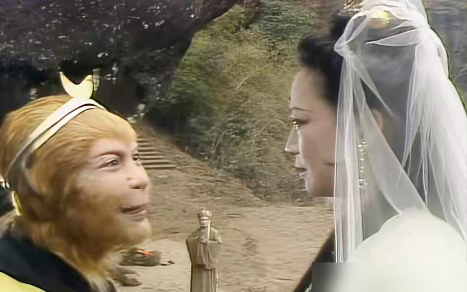 86版《西游记》背后的旧瓜，至今戳人！
 
1988年前后，剧爆火后接到新加坡演