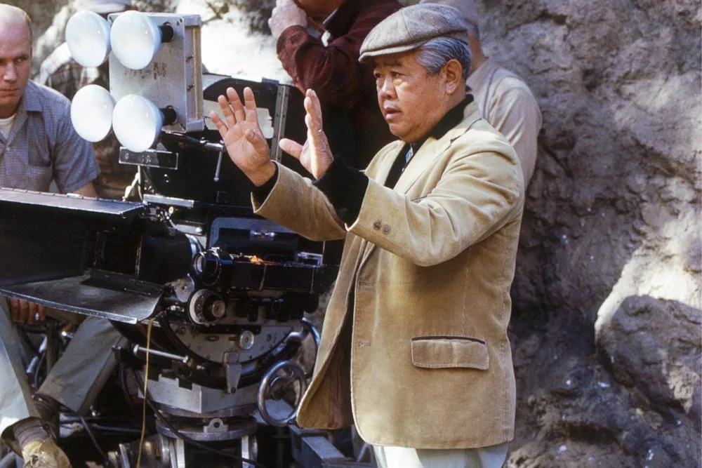 邱礼涛将执导关于好莱坞传奇摄影师黄宗霑的传记电影《The Cinematogra