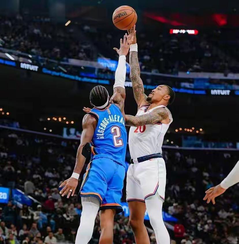 雷霆128-110轻取快船 霍姆格伦30+14+4帽制霸内线NBA常规赛收官战，