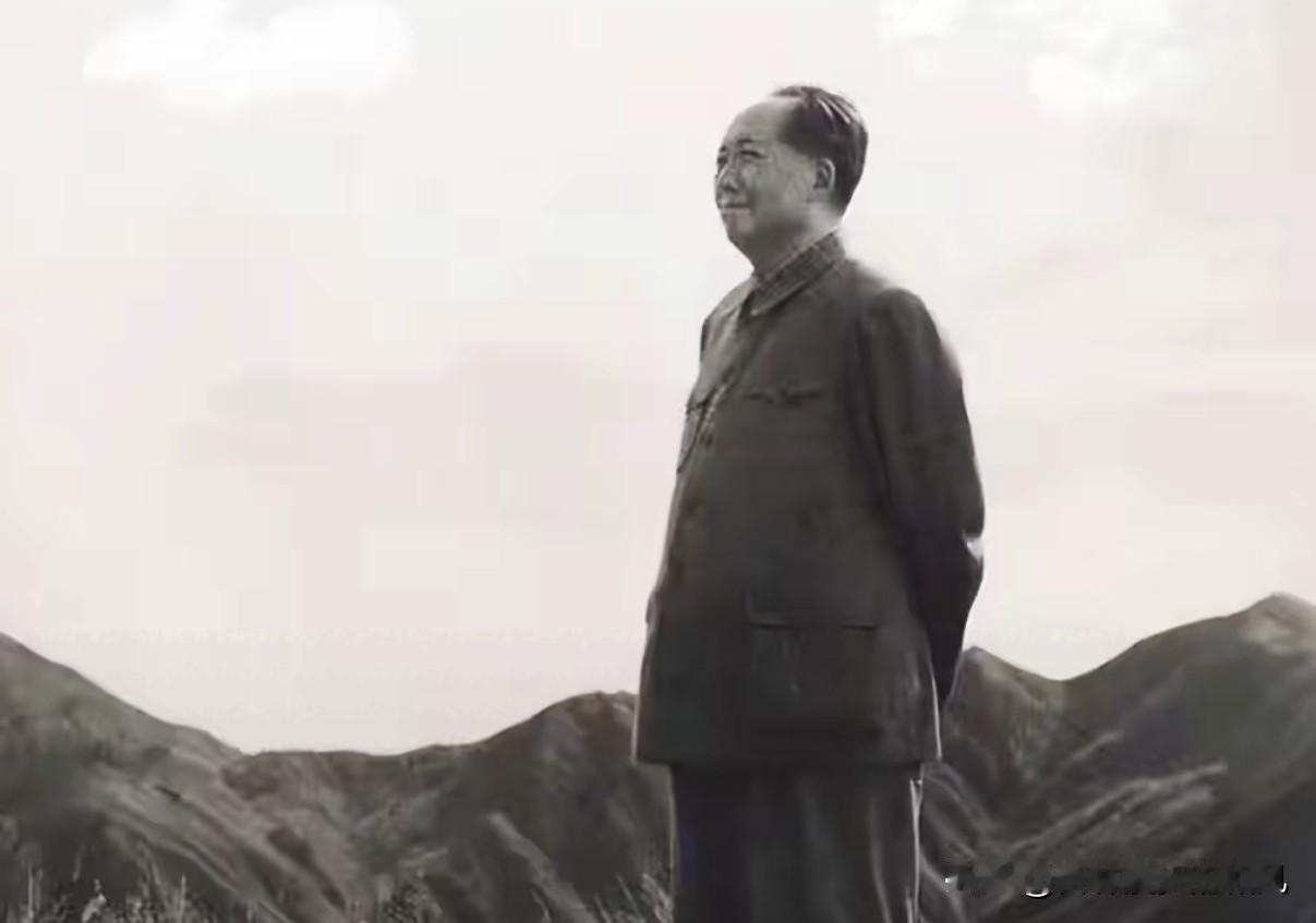 蒋介石一辈子不敢碰的4件大事，新中国刚成立全部搞定
 
很多人看完近代史都会感慨