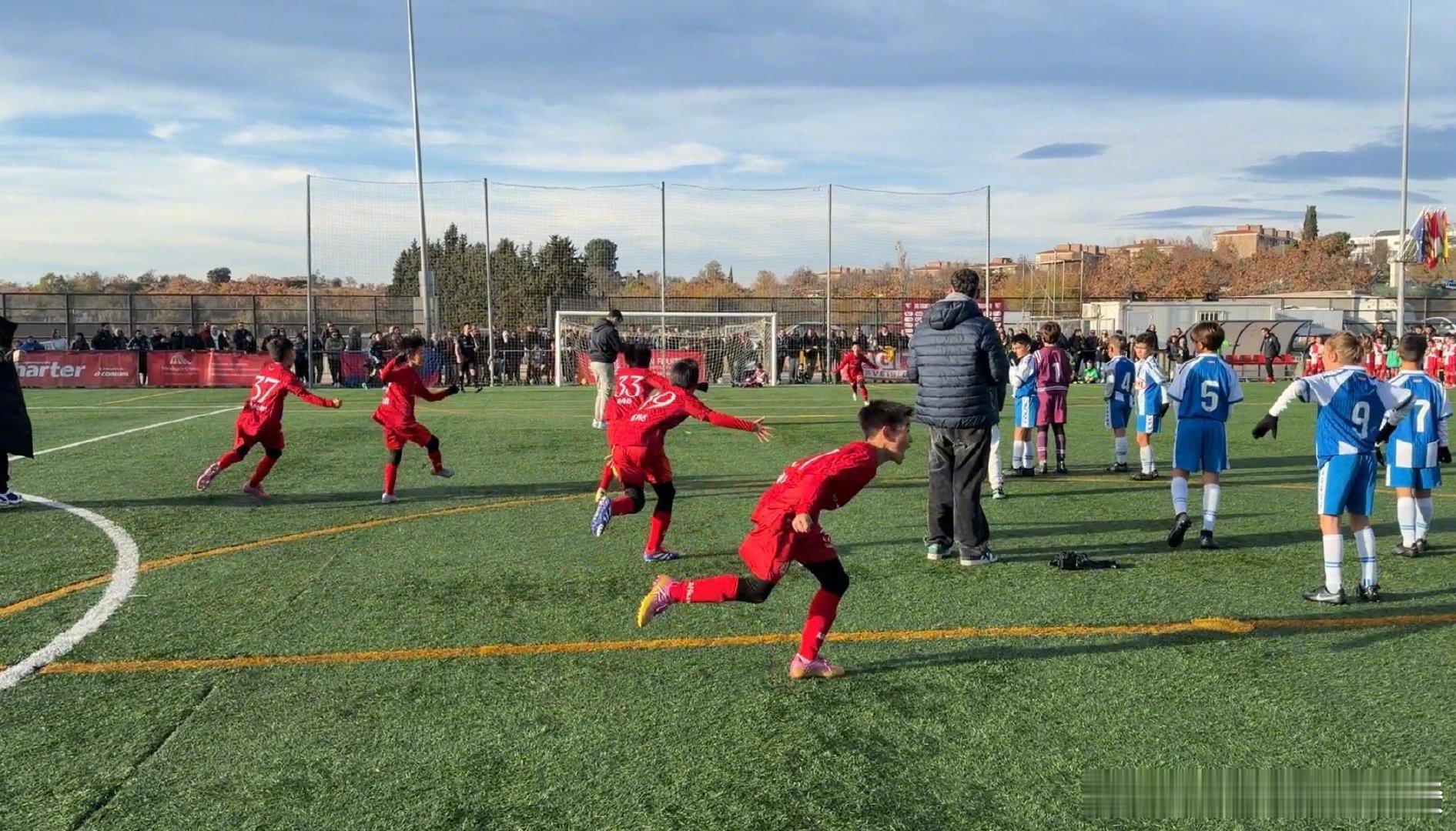 【记忆】2025.12.7——西班牙🇪🇸巴塞罗那。中国足球小将 西班牙·巴塞