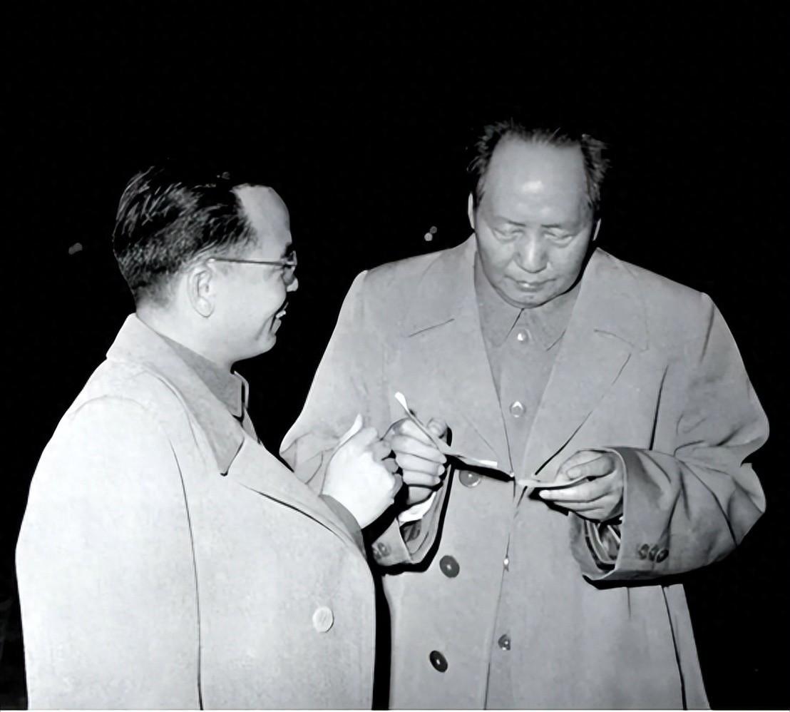1958年张治中主张立即解放台湾，毛主席：他的主张恐怕不宜采纳
“1958年9月