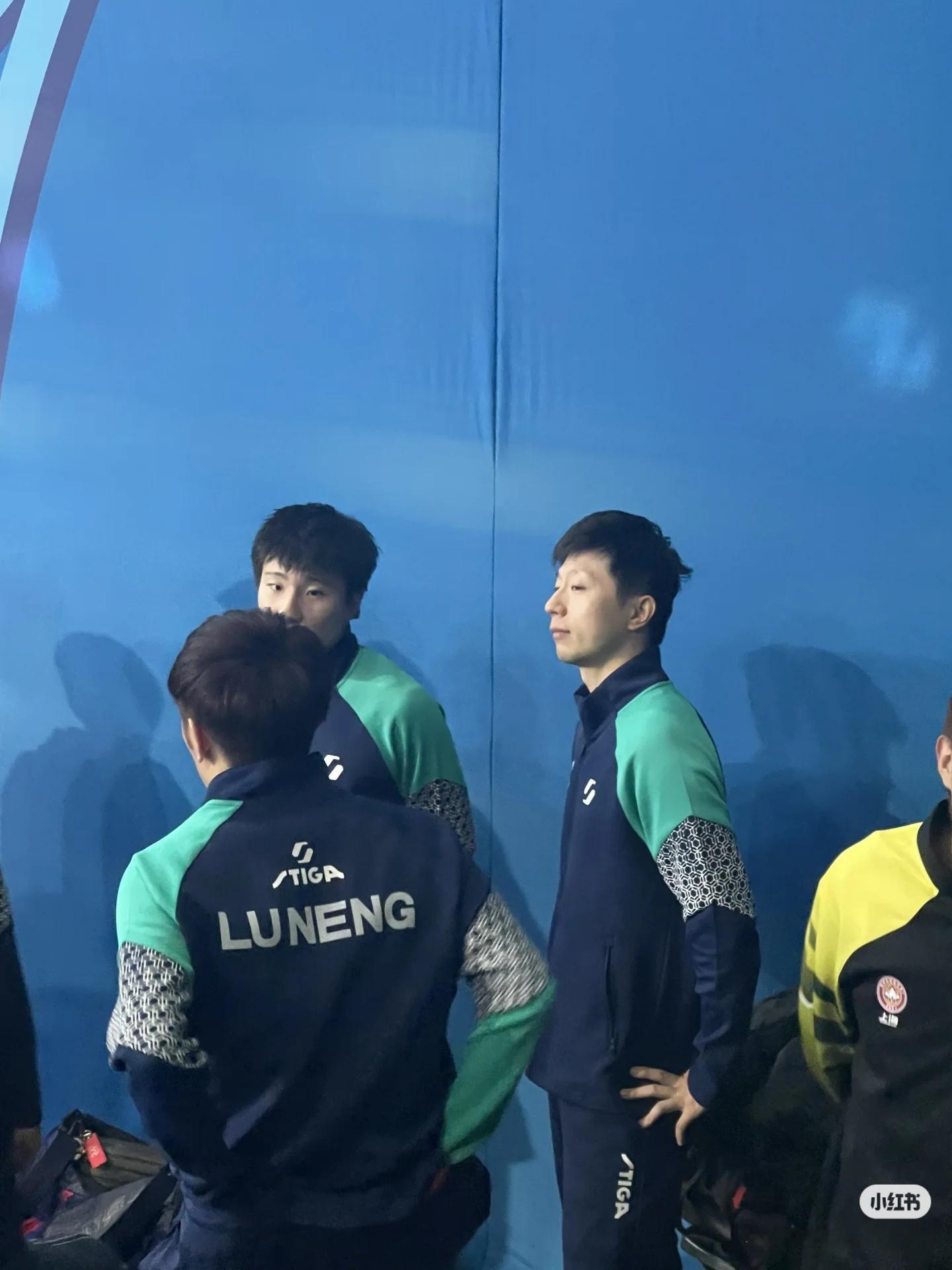 现在还有这个大润发杀鱼服呢头图真的很温柔咋呀