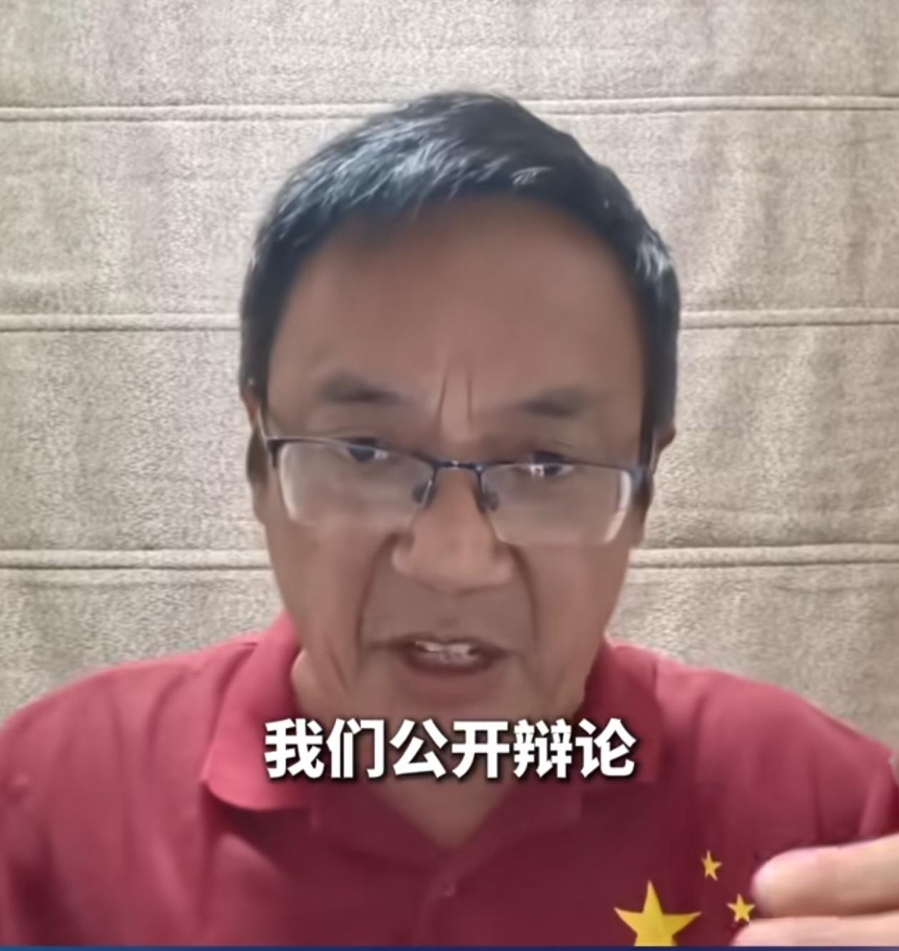 汤家凤正式向胡锡进下了“战书”，邀约对方围绕取消英语主课地位的话题展开公开辩论。