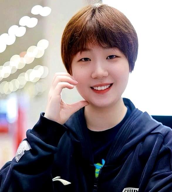 随着王曼昱0-3不敌佐藤瞳后。
小蒯现在一个人扛起了整个下半区，国乒其他主力全都