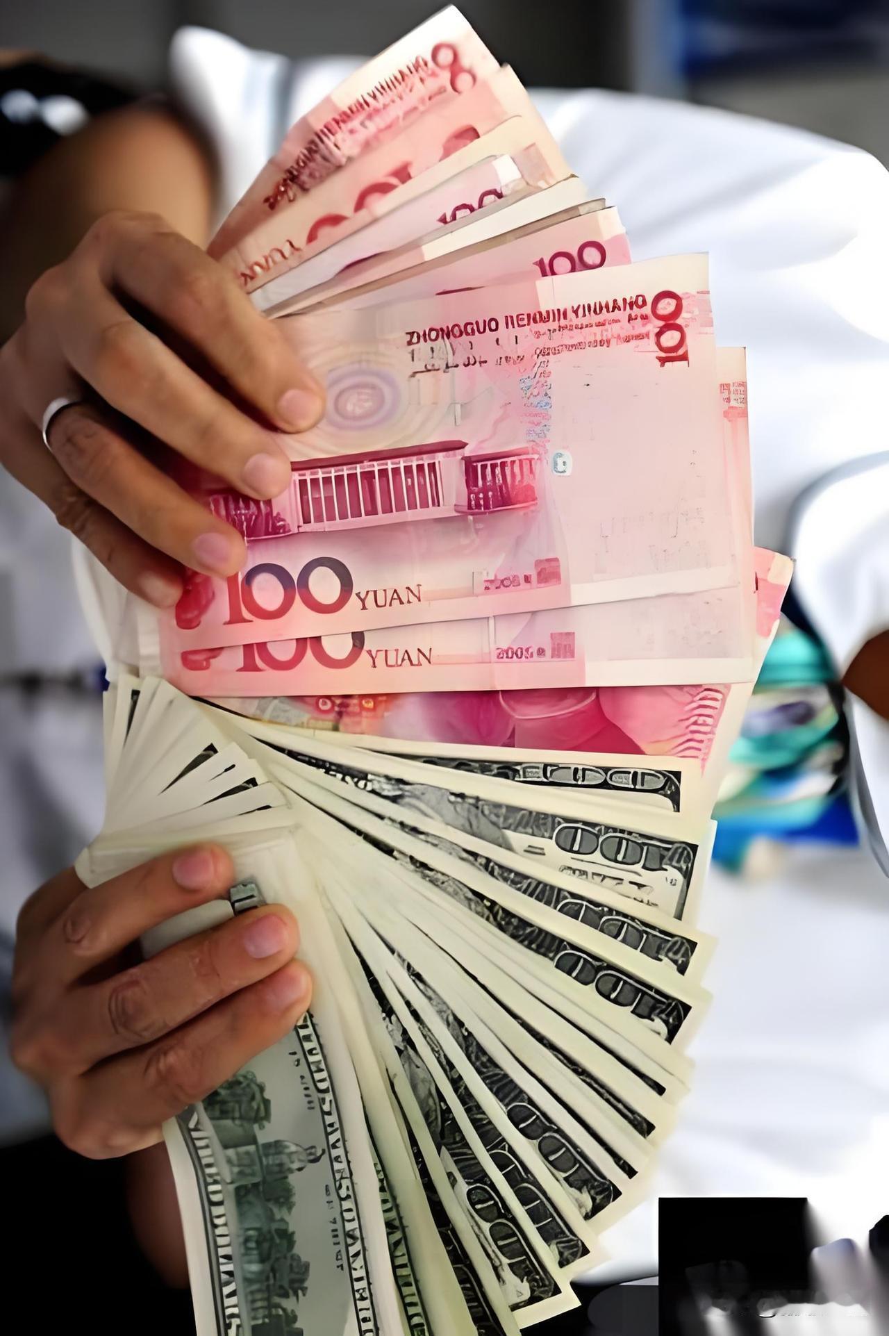 今日美元兑换人民币汇率

截至2026年4月17日6时30分（北京时间）：
 