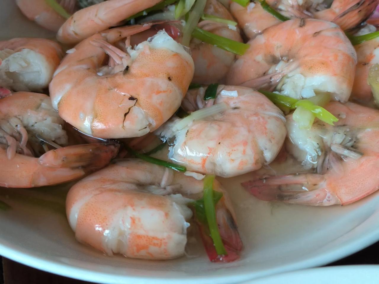 吃虾，吃鱼，吃肉