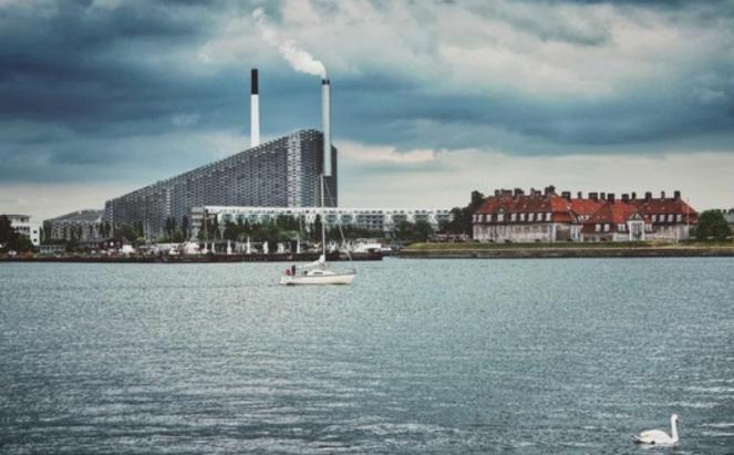 如今丹麦的处境似乎已然危在旦夕，因为格陵兰岛彻底将美国得罪死了，但这却并不是丹麦