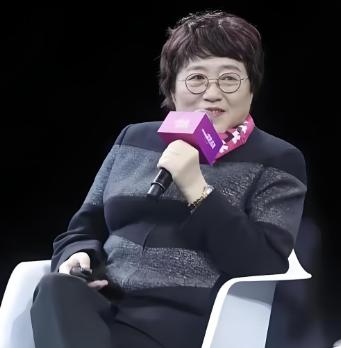 一位性学专家说：

 “别不信，能不能发生关系，
第一次见面就差不多定了。
第一